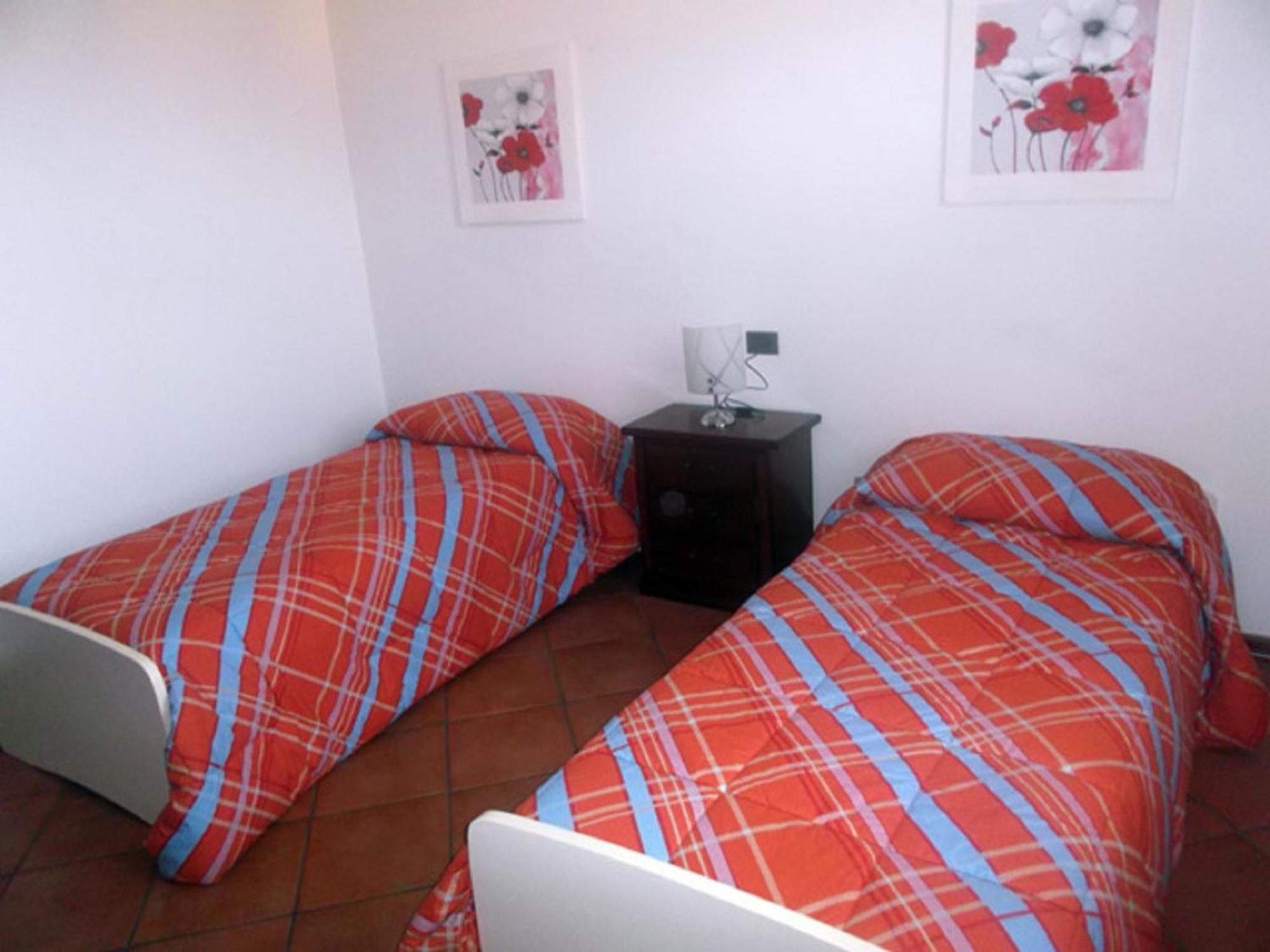 Crespi House Bed & Breakfast Parabiago Ruang foto